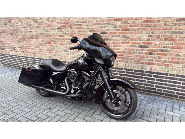 harley-davidson - cvo-street-glide