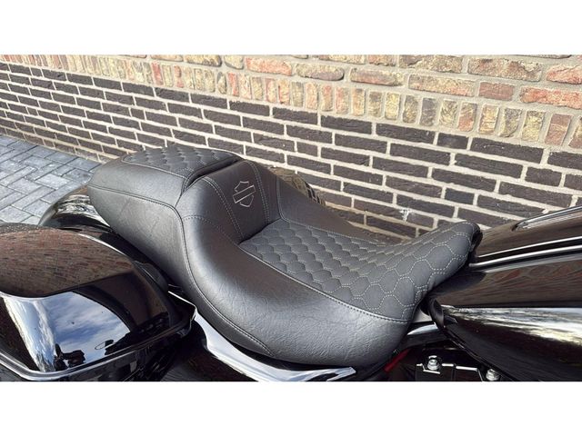 harley-davidson - cvo-street-glide