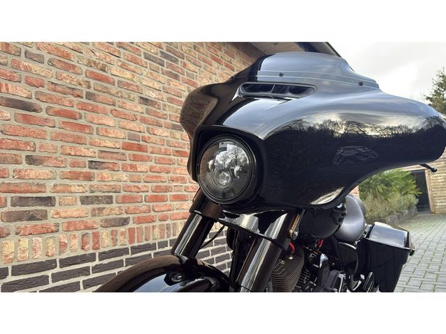 harley-davidson - cvo-street-glide