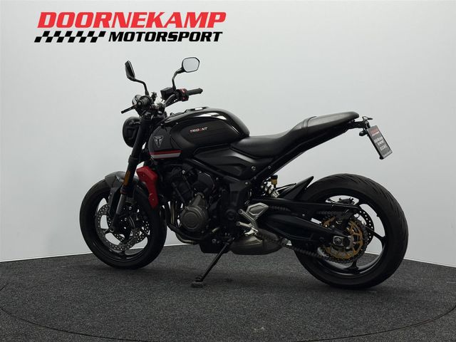 triumph - trident-660