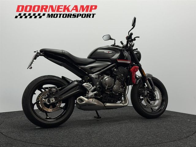 triumph - trident-660