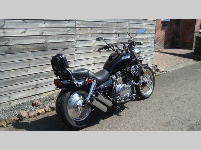 honda - vf-750-c-supermagna
