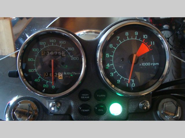 honda - vf-750-c-supermagna