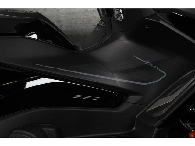 yamaha - tmax-tech-max-560