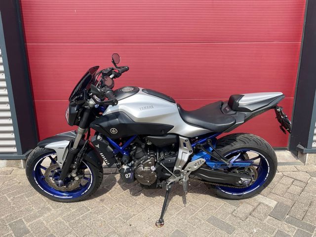 yamaha - mt-07-abs
