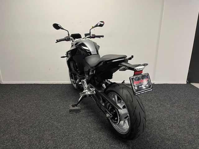 bmw - f-900-r