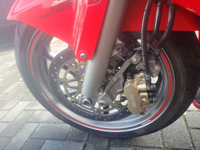 honda - vfr-800-fi-vtec-abs