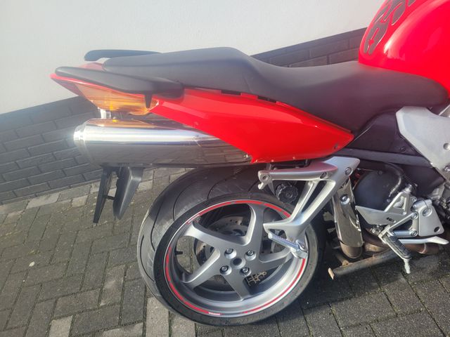 honda - vfr-800-fi-vtec-abs