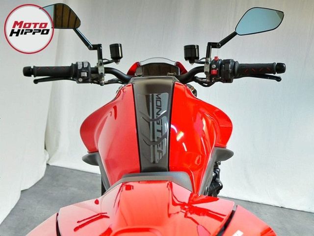 ducati - monster-plus