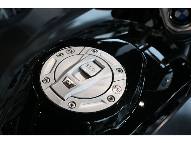 bmw - r-1250-gs-triple-black