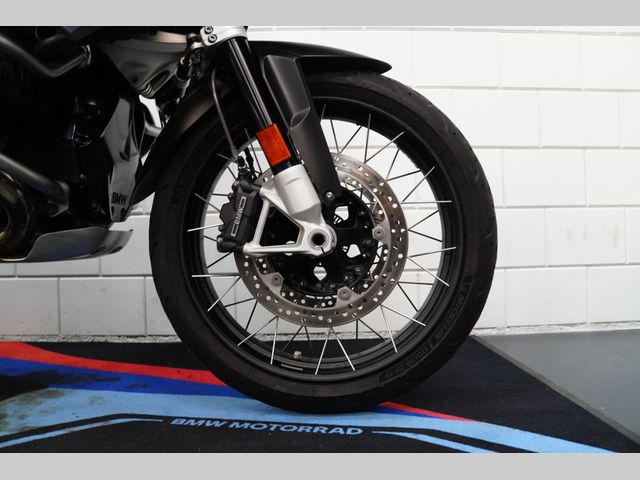 bmw - r-1250-gs-adventure
