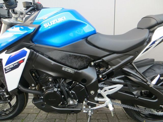 suzuki - gsx-s-950
