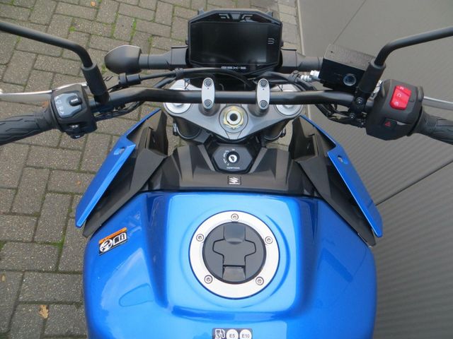 suzuki - gsx-s-950