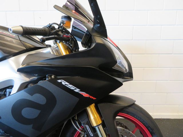 aprilia - rsv-4-r-aprc