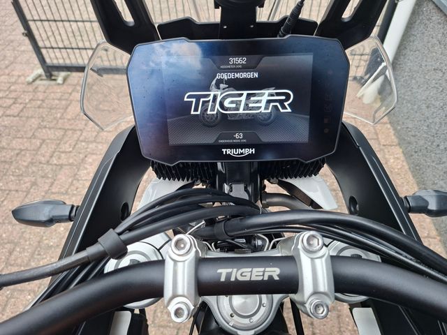 triumph - tiger-900-gt-pro