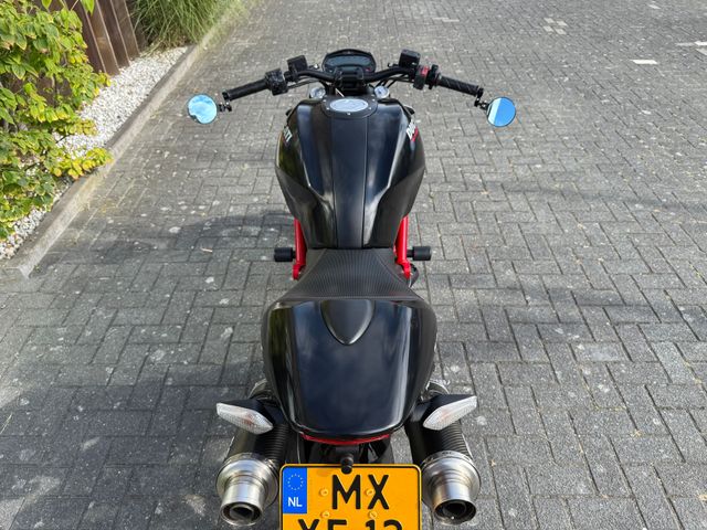 ducati - 796-monster