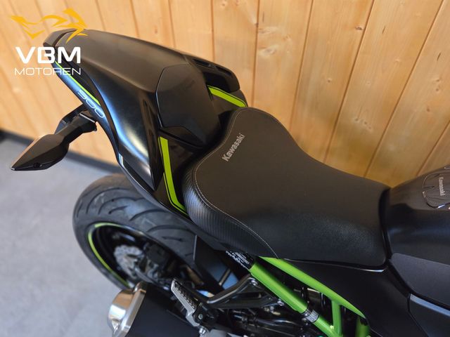 kawasaki - z900