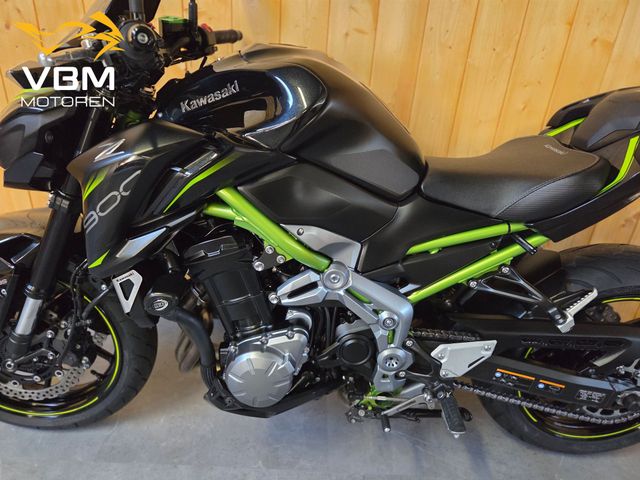 kawasaki - z900