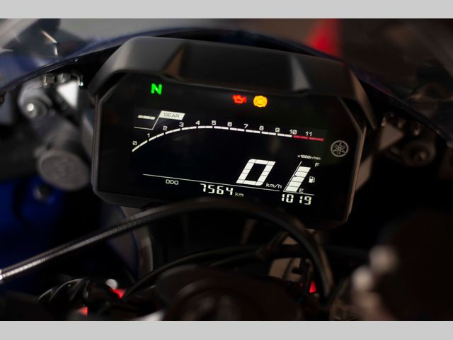 yamaha - r7