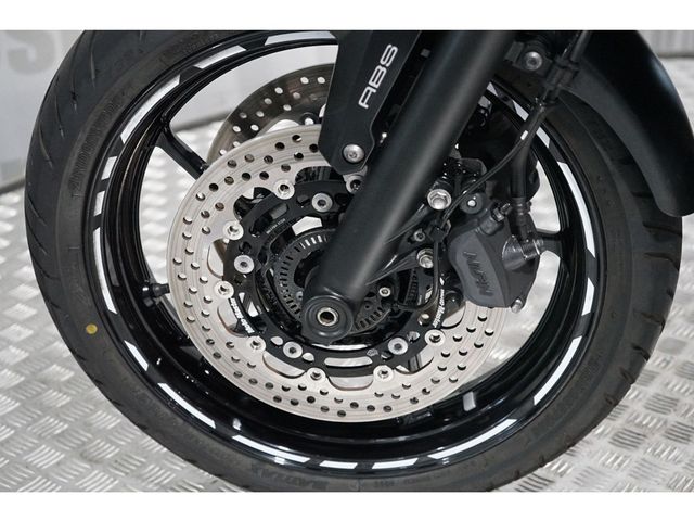 kawasaki - z650-abs