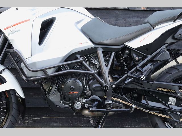 ktm - 1290-super-adventure-t
