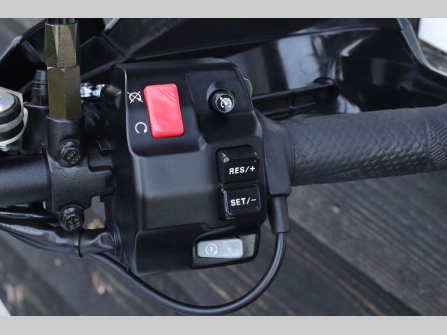 ktm - 1290-super-adventure-t