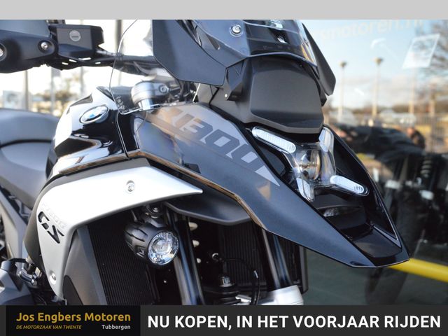bmw - r-1300-gs-triple-black