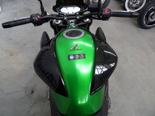 kawasaki - z-800-abs