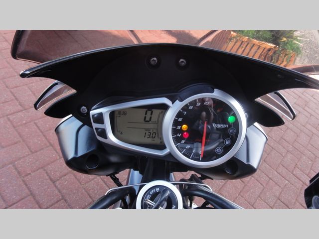 triumph - speed-triple