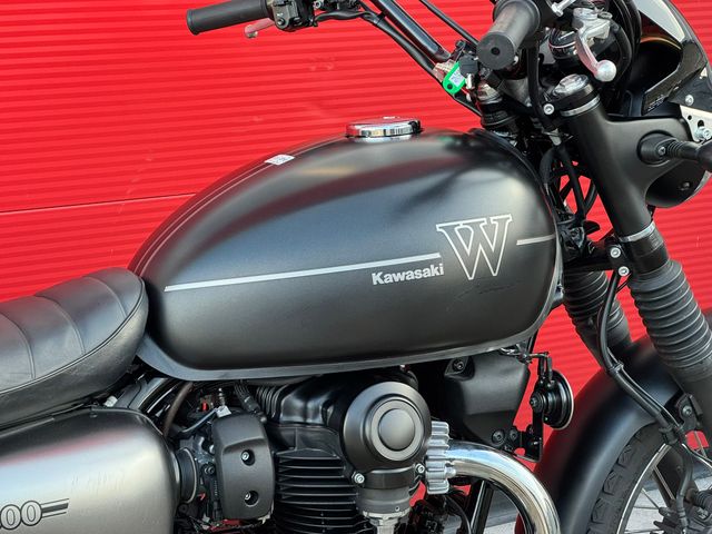 kawasaki - w800