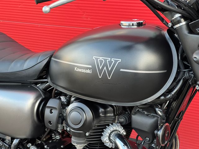 kawasaki - w800