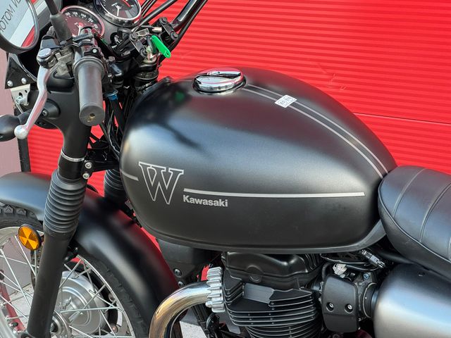 kawasaki - w800