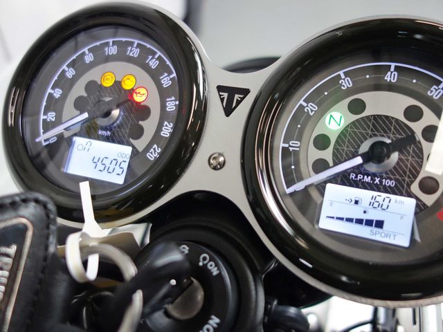 triumph - speed-twin-1200