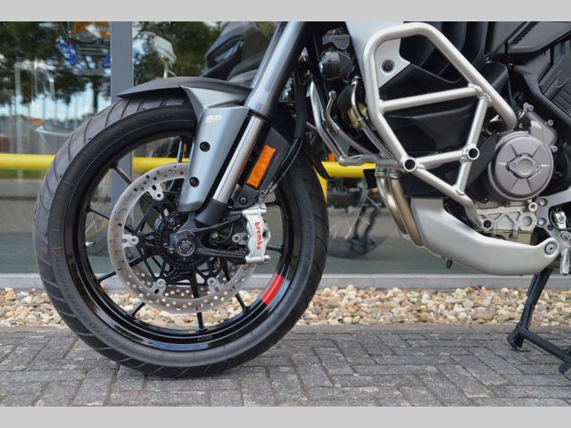 ducati - multistrada-v4-s