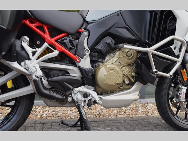 ducati - multistrada-v4-s