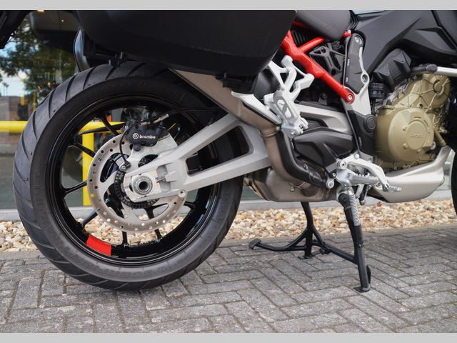 ducati - multistrada-v4-s