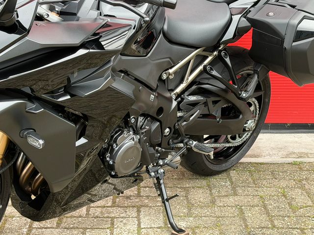 suzuki - gsx-s-1000-gt