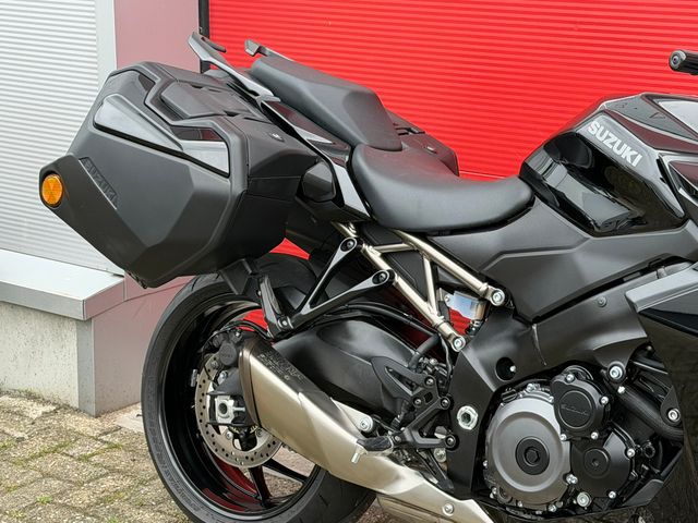 suzuki - gsx-s-1000-gt