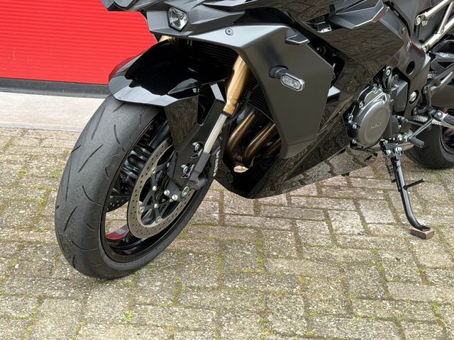 suzuki - gsx-s-1000-gt