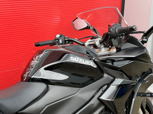 suzuki - gsx-s-1000-gt