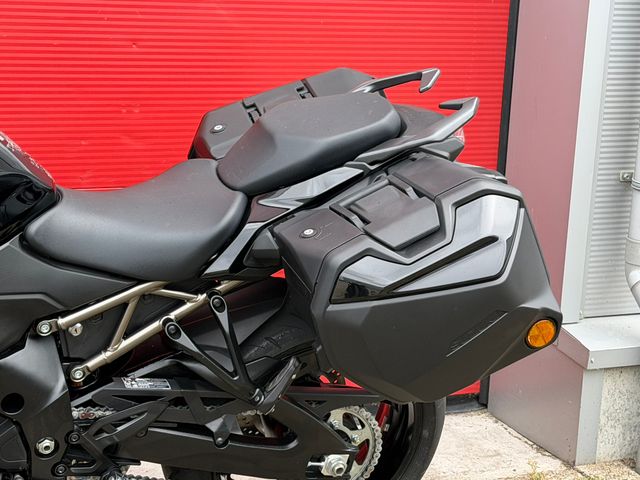 suzuki - gsx-s-1000-gt