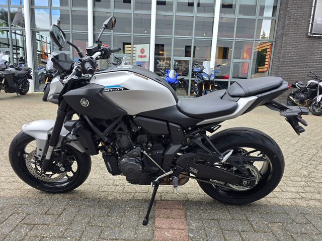 yamaha - mt-07-abs