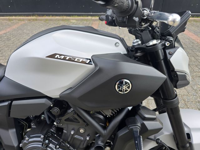 yamaha - mt-07-abs