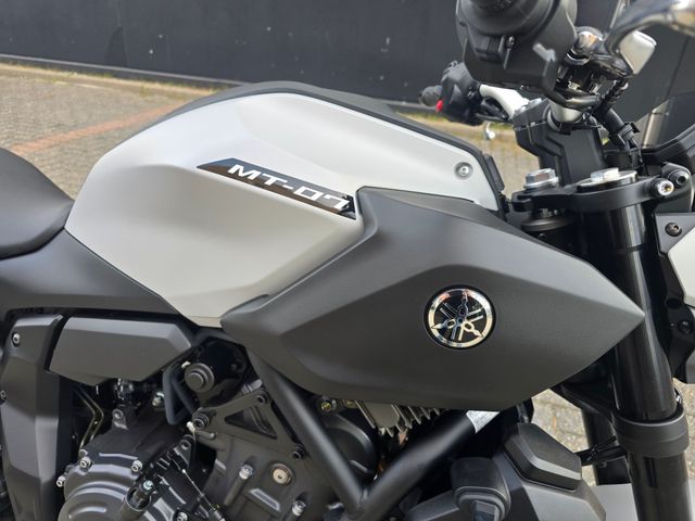 yamaha - mt-07-abs