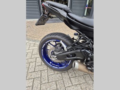 YAMAHA MT 07 ABS – foto 4