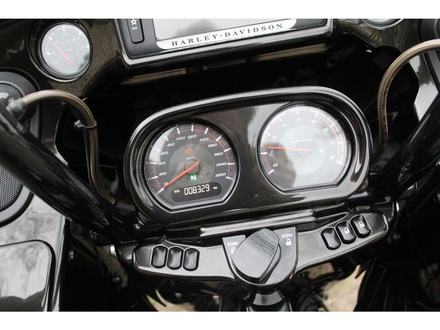 harley-davidson - road-glide-cvo-fltrxse