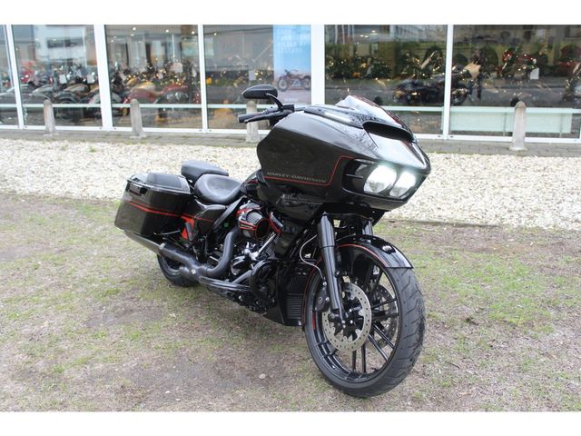 harley-davidson - road-glide-cvo-fltrxse