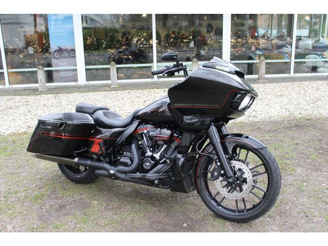 harley-davidson - road-glide-cvo-fltrxse