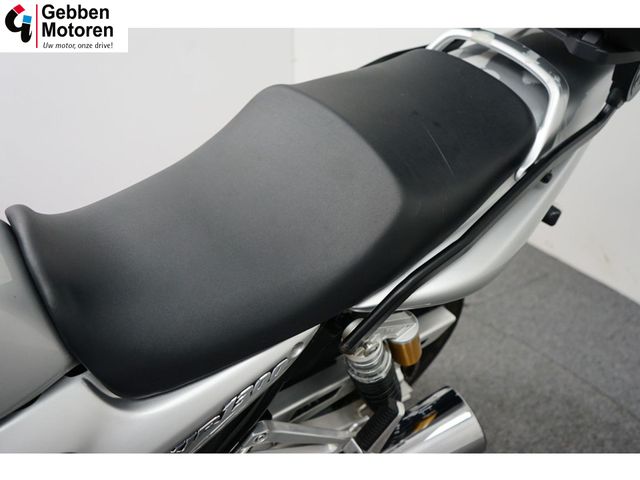 yamaha - xjr-1300