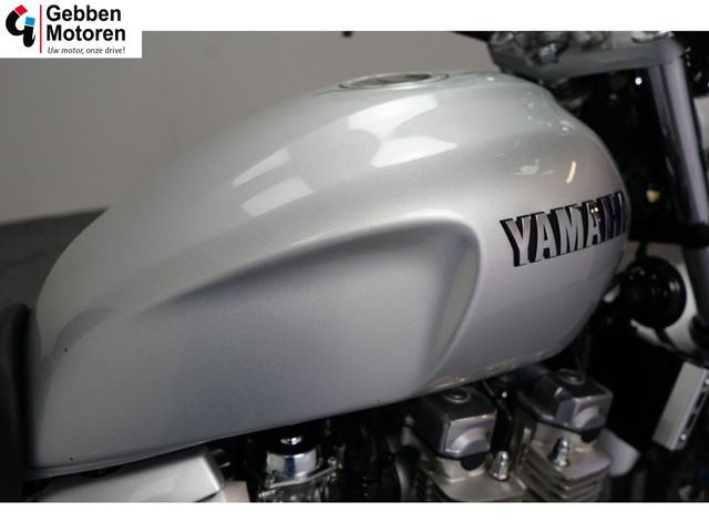 yamaha - xjr-1300